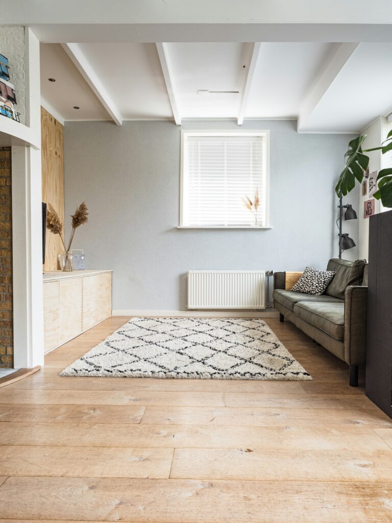 laminate wooden flooring modern room